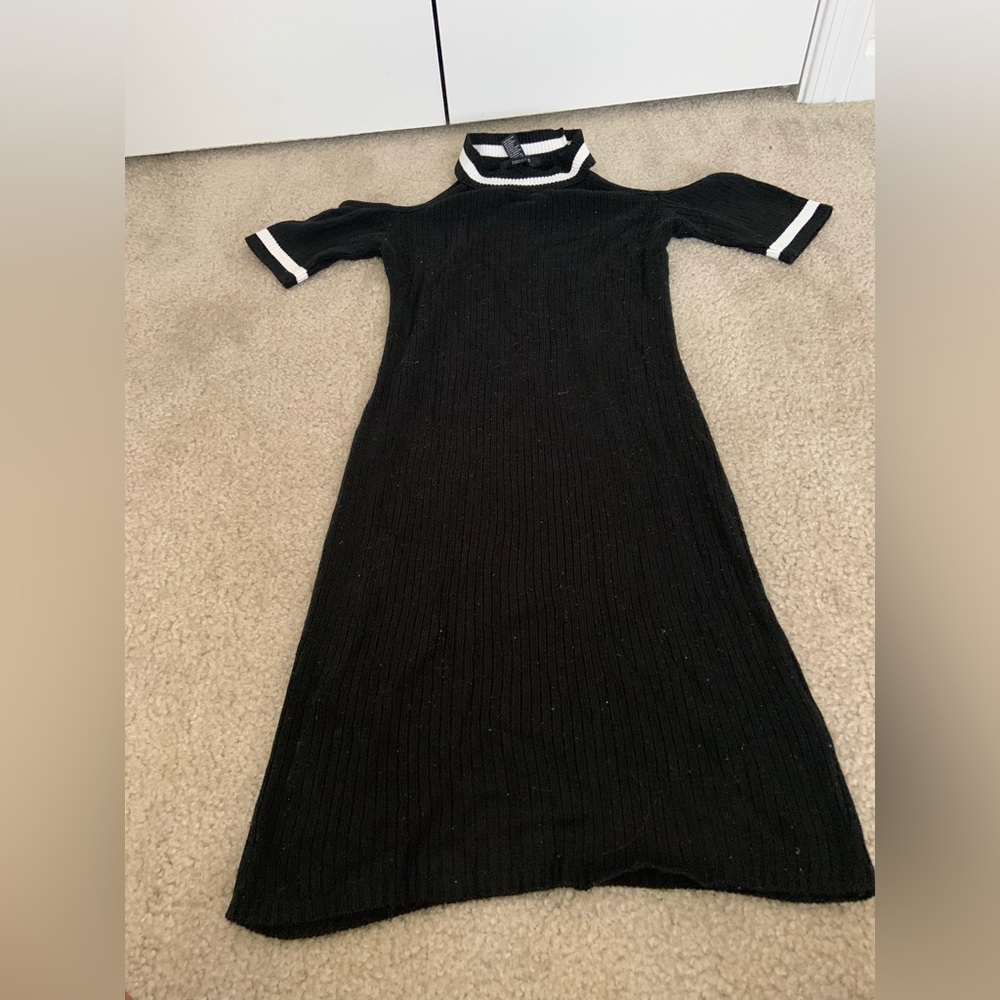 Black and white dress size small